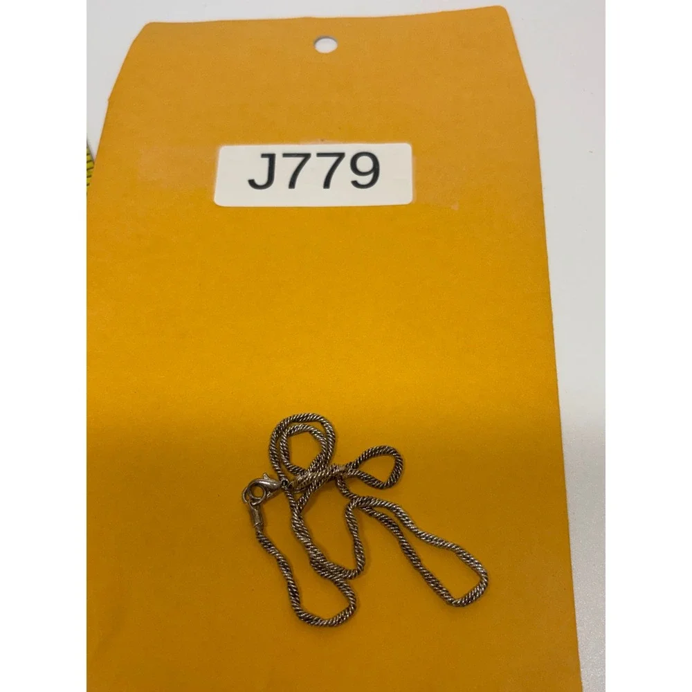 N/A silver tone